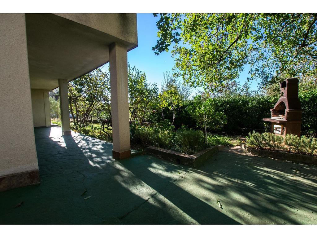 Apartments Velebit Starigrad Exterior photo