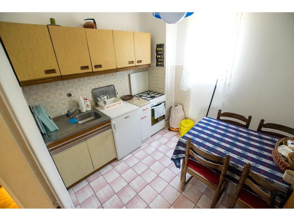 Apartments Velebit Starigrad Exterior photo